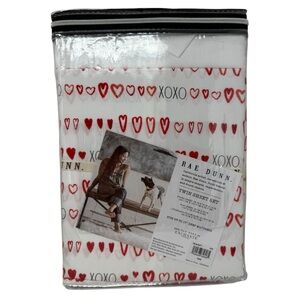 Rae Dunn Sheet Set Embroidered XOXO Pillowcases Valentine's Day Twin Size NWT